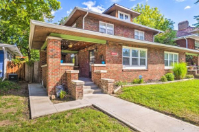 Cozy and Modern Indy House about 5 Mi to Downtown!